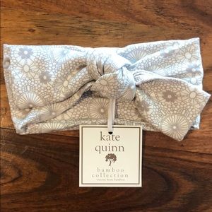 Kate Quinn baby Giant headbow